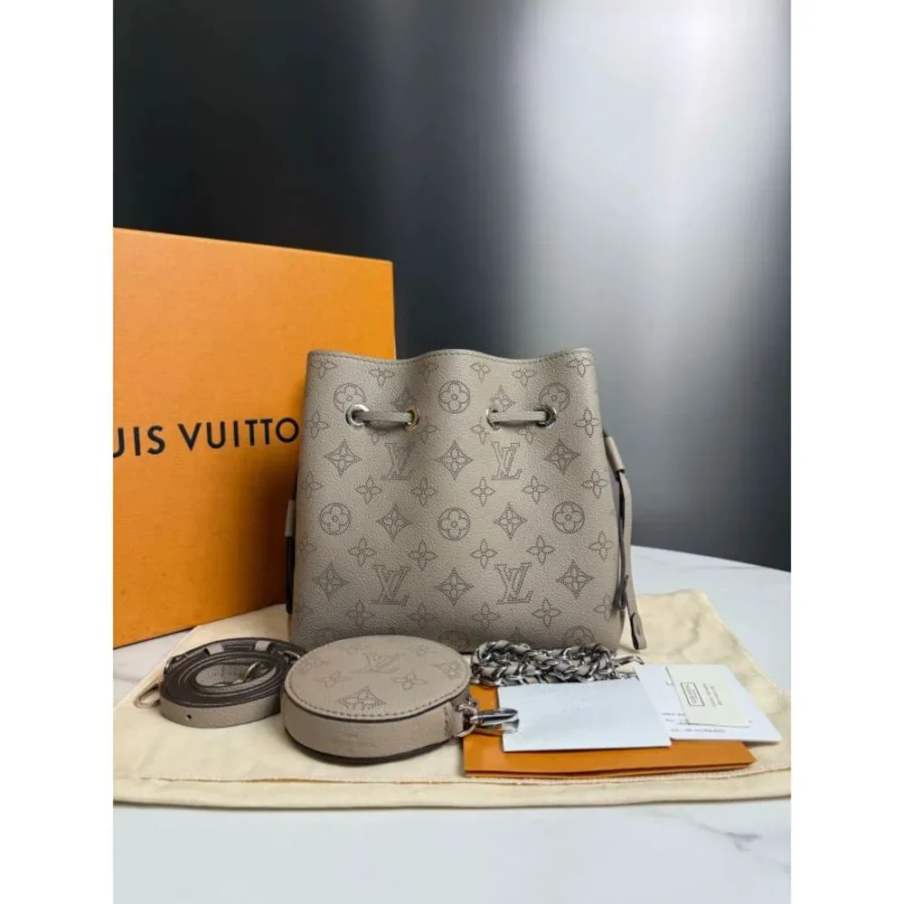 Louis Vuitton Women Pre-Loved Bag Very Good Condition